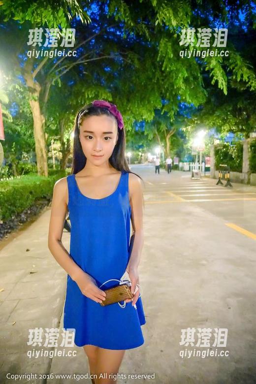 青豆客 - 晓艾fafa的甜心私拍：这比坐过山车还刺激，心里小鹿乱撞！
